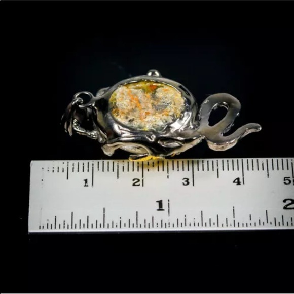 Artisan Snake inspired rutilated quartz pendant - Picture 5 of 7